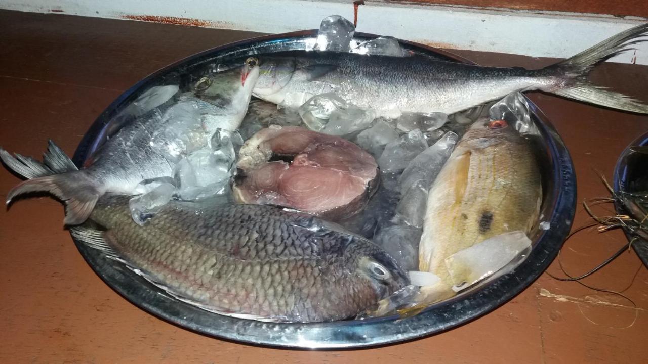 Shan Guest And Restaurant Nilaveli Exterior foto
